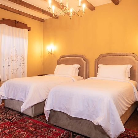 Vila Ebel Hotel Pool & Spa Korce Eksteriør bilde