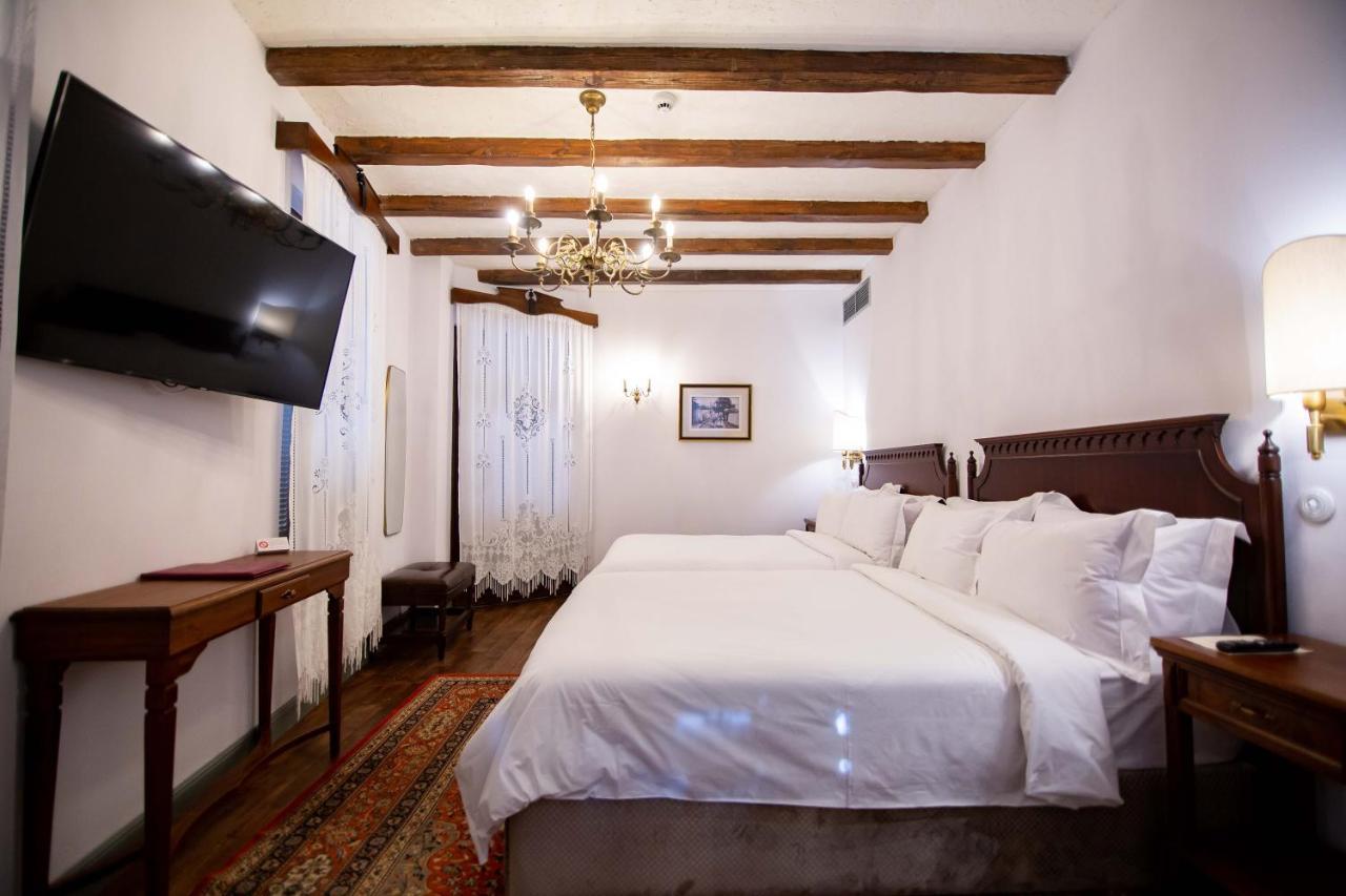 Vila Ebel Hotel Pool & Spa Korce Eksteriør bilde