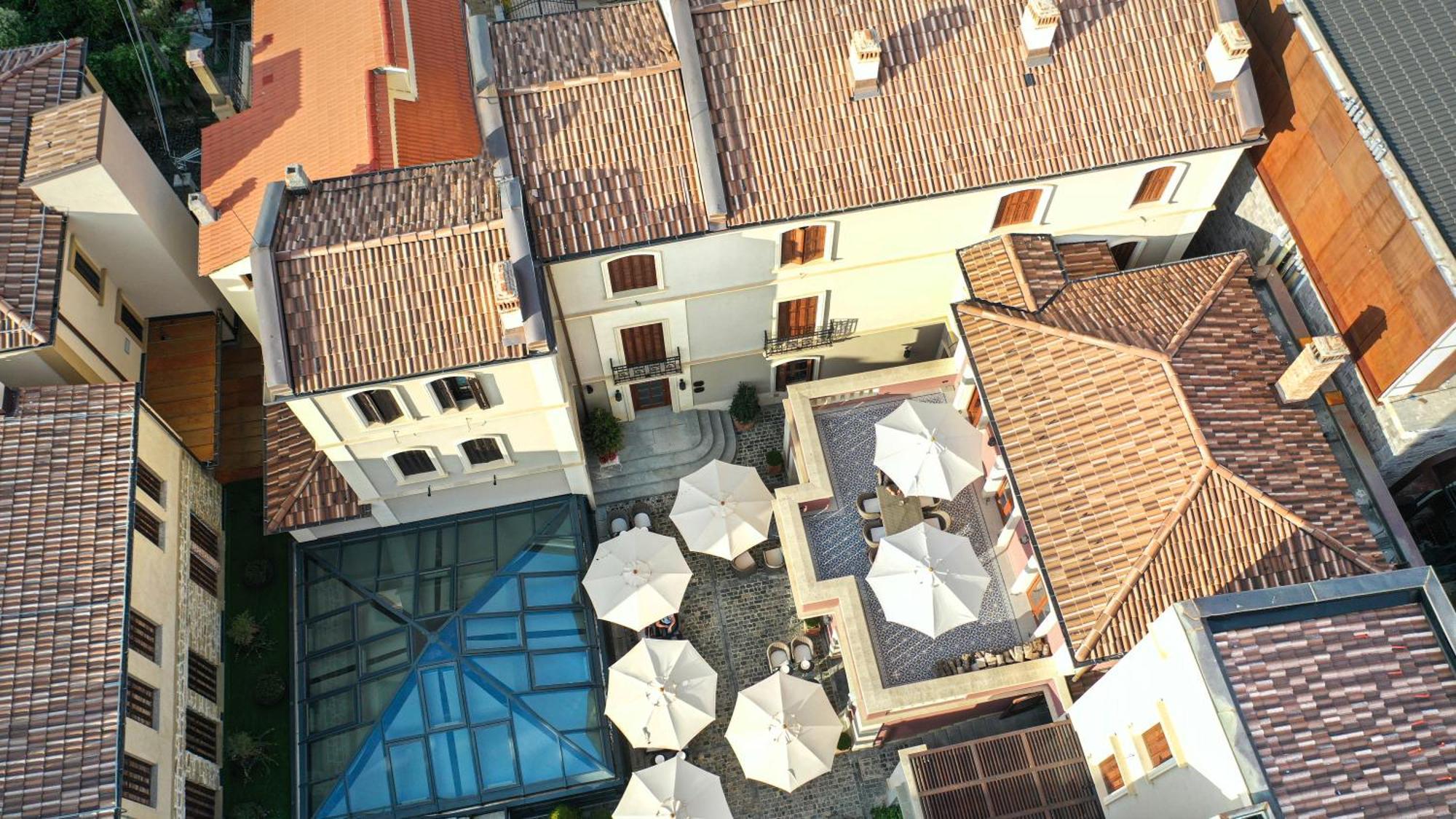 Vila Ebel Hotel Pool & Spa Korce Eksteriør bilde