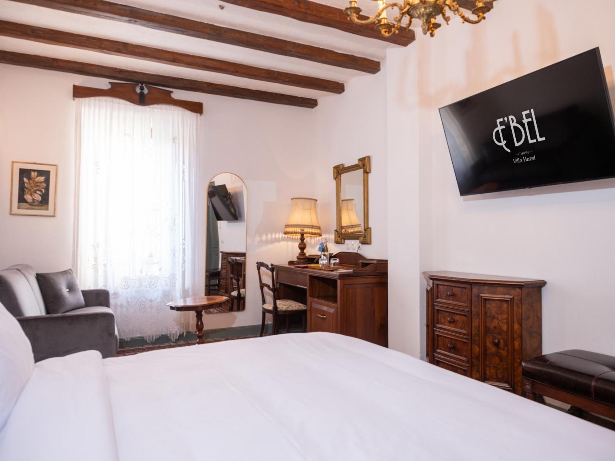 Vila Ebel Hotel Pool & Spa Korce Eksteriør bilde