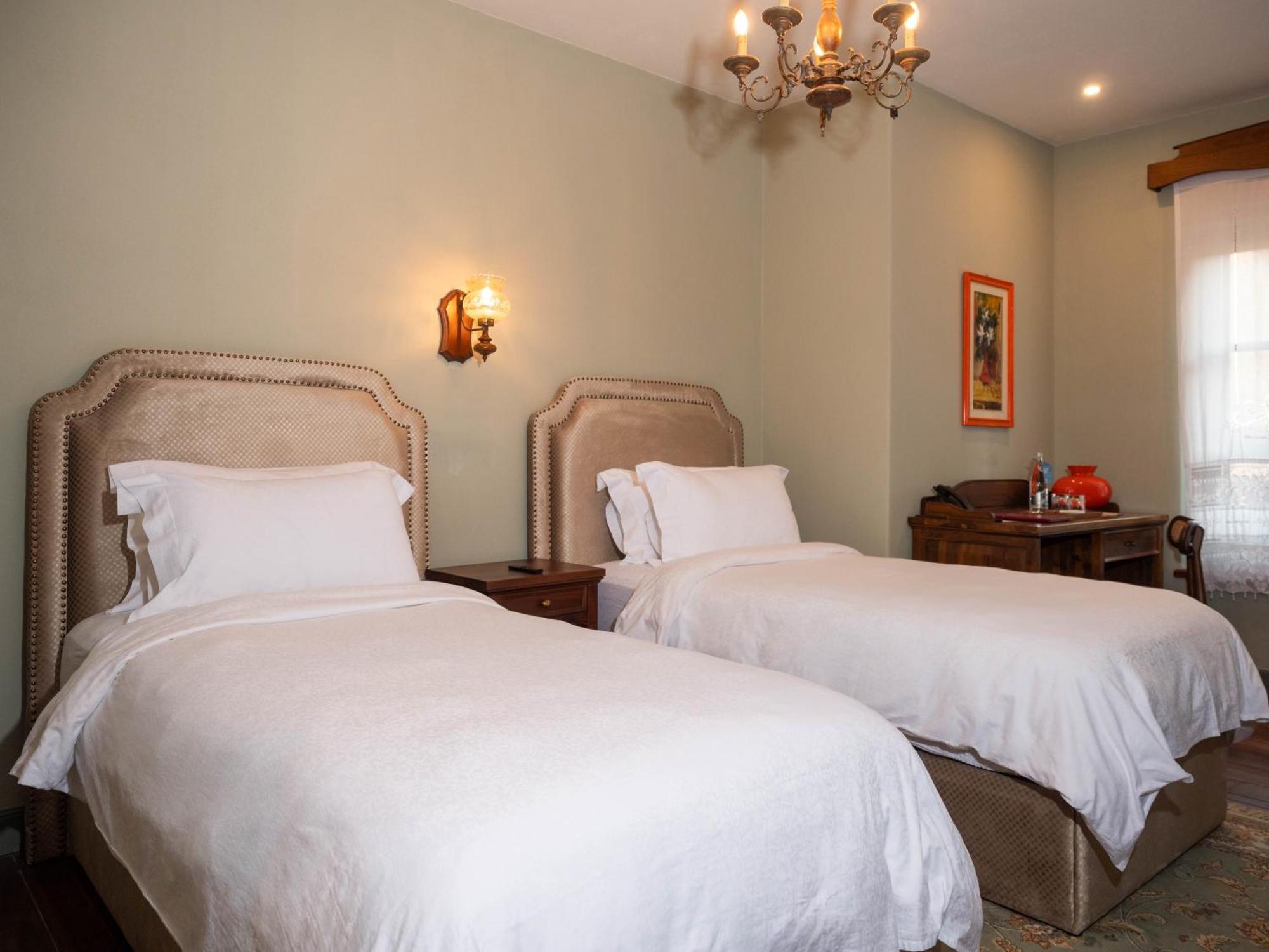 Vila Ebel Hotel Pool & Spa Korce Eksteriør bilde